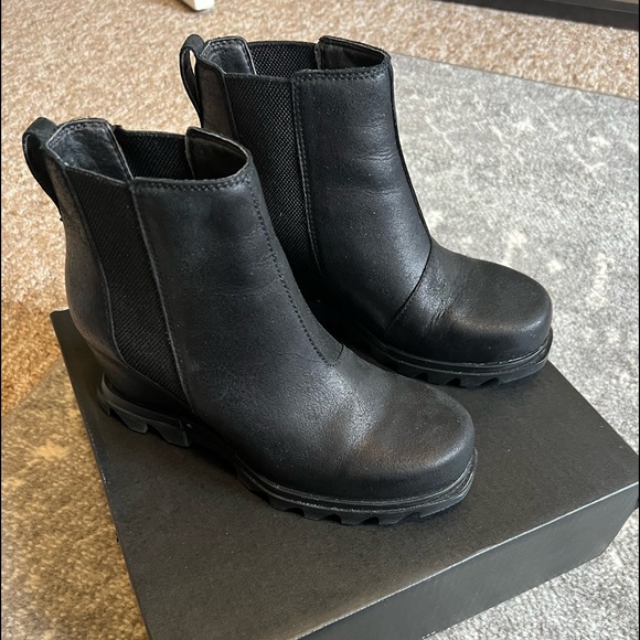 Sorel Joan of Arctic III Wedges - Picture 2 of 2